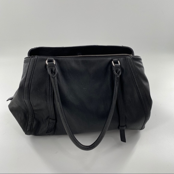 2/$25 Simply Vera wang black structured bag - Picture 3 of 5